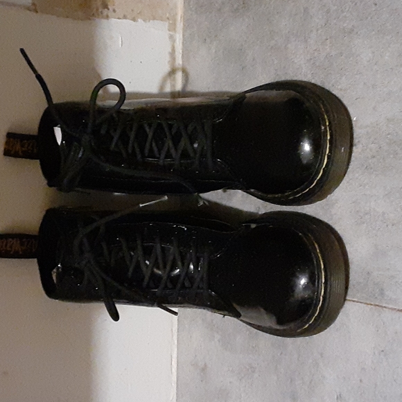 Other - Dr  MARTENS  boots  size  2  nina